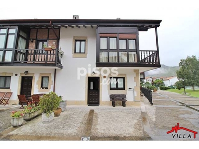 Casa adosada en venta en Samano en Sámano por 350.000 €