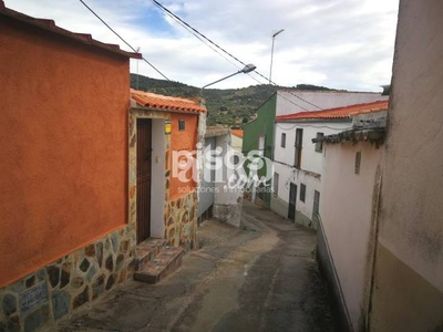 Casa en venta en Madroñera