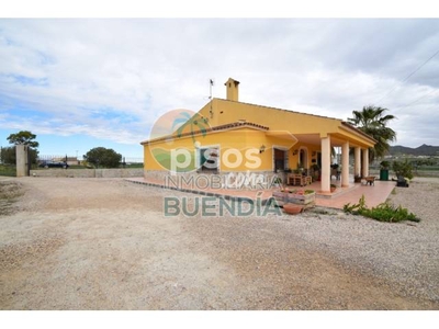 Finca rústica en venta en Leiva