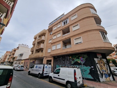 Piso en C/ San Pascual, Torrevieja (Alicante)
