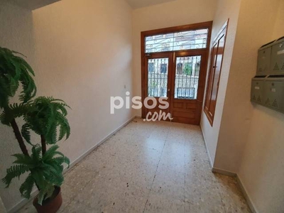 Piso en venta en Calle Almeria, 23