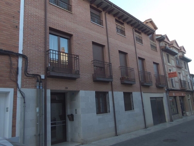 Piso en venta en calle Valverde de 3 habitaciones con garaje y calefacción