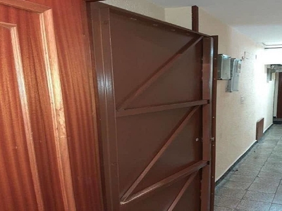 Piso en venta en Delicias de 66 m²