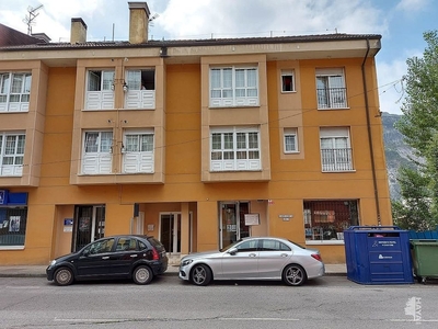 Piso en venta en Parroquias de Oviedo de 1 habitación con ascensor