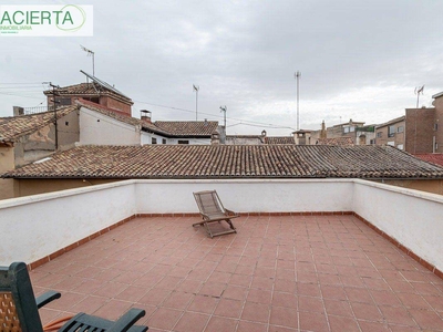 Venta Casa unifamiliar Granada. Con terraza 250 m²