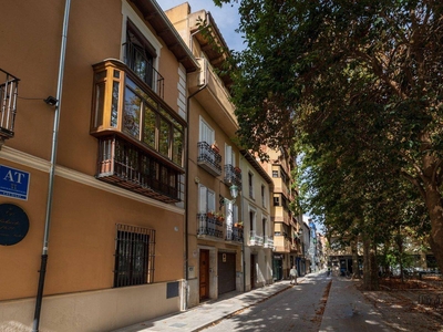 Venta Casa unifamiliar Granada. Con terraza 363 m²