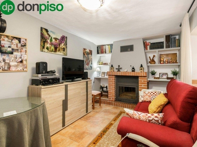 Venta Casa unifamiliar en callejón de aranjuez Colomera. 120 m²