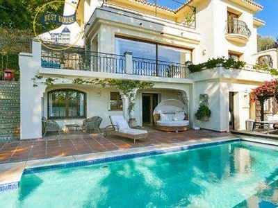 Venta Casa unifamiliar Marbella. Con terraza 497 m²