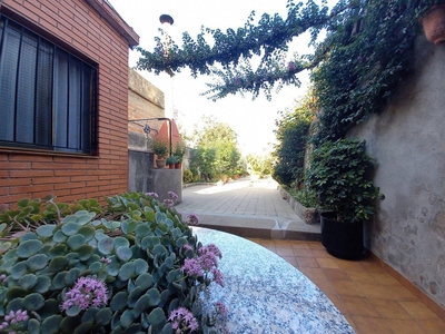 Venta Casa unifamiliar Sabadell. 200 m²