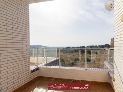 Venta de dúplex en Náquera de 4 habitaciones con terraza y piscina