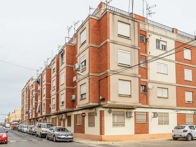 Venta de piso en Benimodo de 3 habitaciones y 90 m²