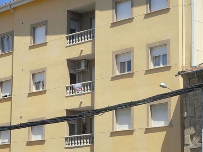 Venta de piso en calle Prado de 3 habitaciones con terraza y garaje