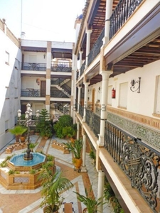 Venta de piso en calle Santa Teresa de Jesus de 3 habitaciones con aire acondicionado