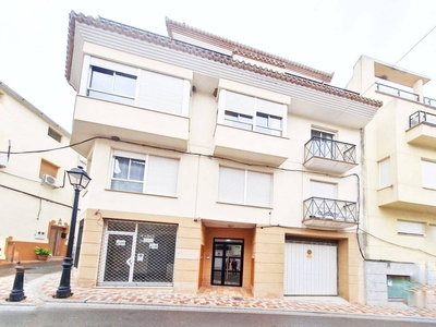 Venta Piso Jalance. Piso de tres habitaciones en Mayor. Segunda planta con balcón