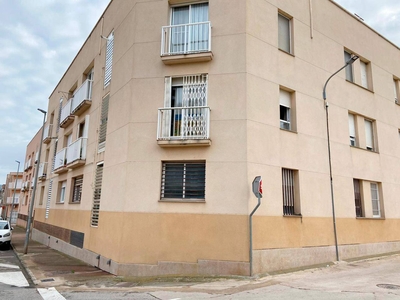 Venta Piso Ulldecona. Piso de tres habitaciones en Carretera de Godall. Buen estado planta baja