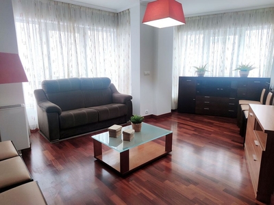 Alquiler de piso en Monte Alto - Zalaeta - Atocha de 3 habitaciones con muebles y calefacción