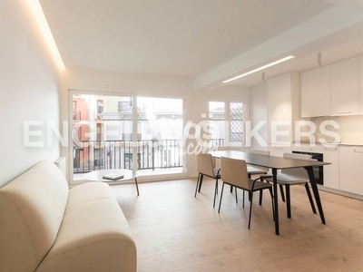 Apartamento en alquiler en Plaza del Mosén Milá