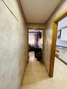 Piso en alquiler en calle Coruña de 2 habitaciones con muebles y aire acondicionado