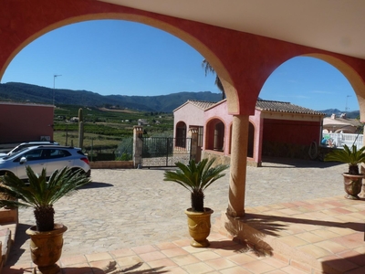 Venta de casa con piscina y terraza en La Font d'En Carròs, Urb. Tossal-Gros
