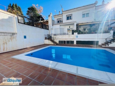 Alquiler casa piscina Albaycin