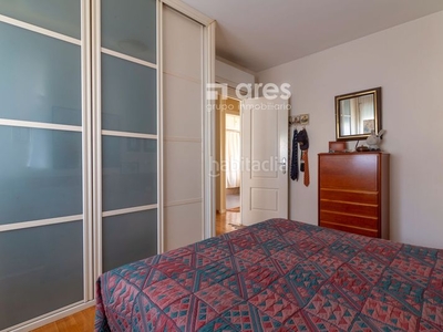 Casa adosada con 3 habitaciones con aire acondicionado en Madrid