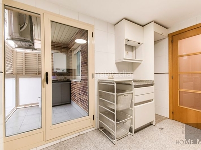 Piso estudio home ofrece amplia vivienda exterior de 129 m2 en Las Tablas. en Madrid