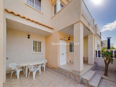 Casa adosada en venta en Parque Acuático - Sector 25, Torrevieja