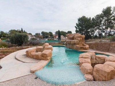 Casa con terreno en Molina de Segura