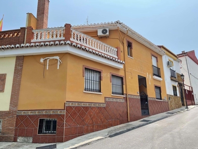 Casa en venta en Jun, Granada