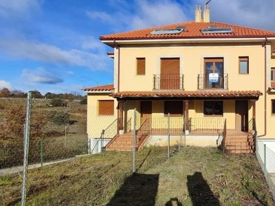 Chalet en Garrafe de Torío