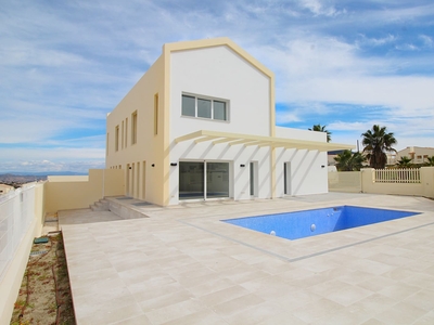 Chalet en venta en Coín, Málaga