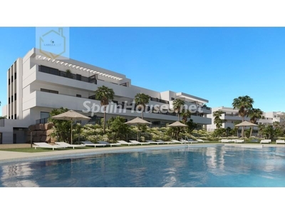 Piso bajo en venta en Sierra de Estepona-Avda de Andalucia, Estepona