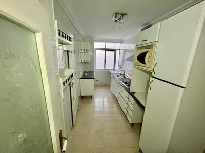 Piso en venta en Dos Hermanas, Sevilla