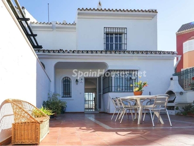 Villa en venta en San Luis de Sabinillas, Manilva