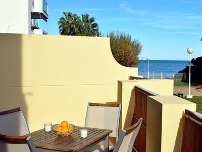 Apartamento en primera línea de playa de arena