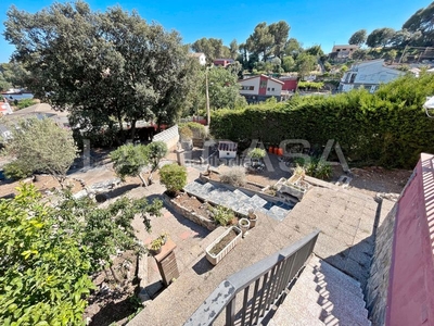 Casa con 3 habitaciones con calefacción en Cànoves i Samalús