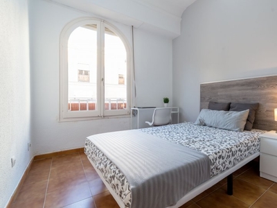 Habitación exterior en apartamento de 7 dormitorios, Ciutat Vella, Valencia