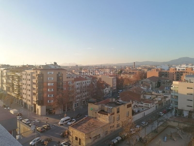 Dúplex pk y terraza en Centre Sabadell