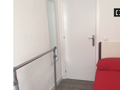 Vivienda en apartamento de 4 dormitorios en Getafe, Madrid