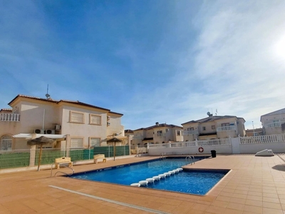 Adosado en venta en Parque Acuático - Sector 25, Torrevieja, Alicante