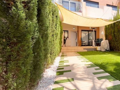 Apartamento en venta en La Zenia, Orihuela, Alicante