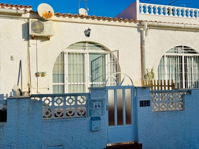 Bungalow en venta en San Luis, Torrevieja, Alicante