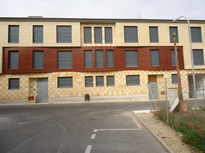 Edificio de viviendas en la localidad de Fuensalida. Venta Fuensalida