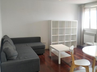 Apartamento de alquiler en Los Vadillos - R. Sanitaria - Pozanos