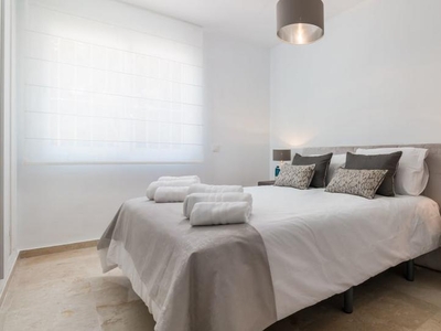 Apartamento de alquiler en Nueva Andalucía centro