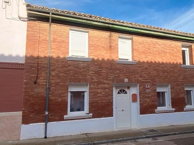 Casa o chalet de alquiler en Calle Alfonso XIII, Osorno la Mayor