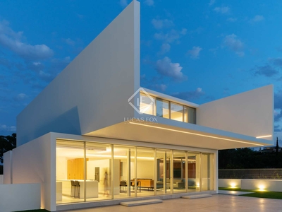 Casa / villa de 835m² con 50m² terraza en alquiler en Bétera