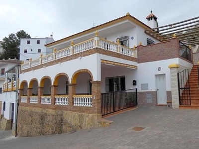 Chalet en Viñuela