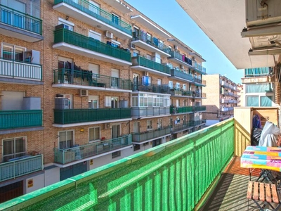 Piso en venta en Avenida del Ejército, Centro