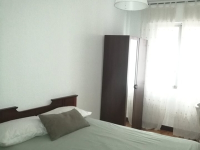 Alquiler de habitaciones en piso de 3 habitaciones en Bizkaia